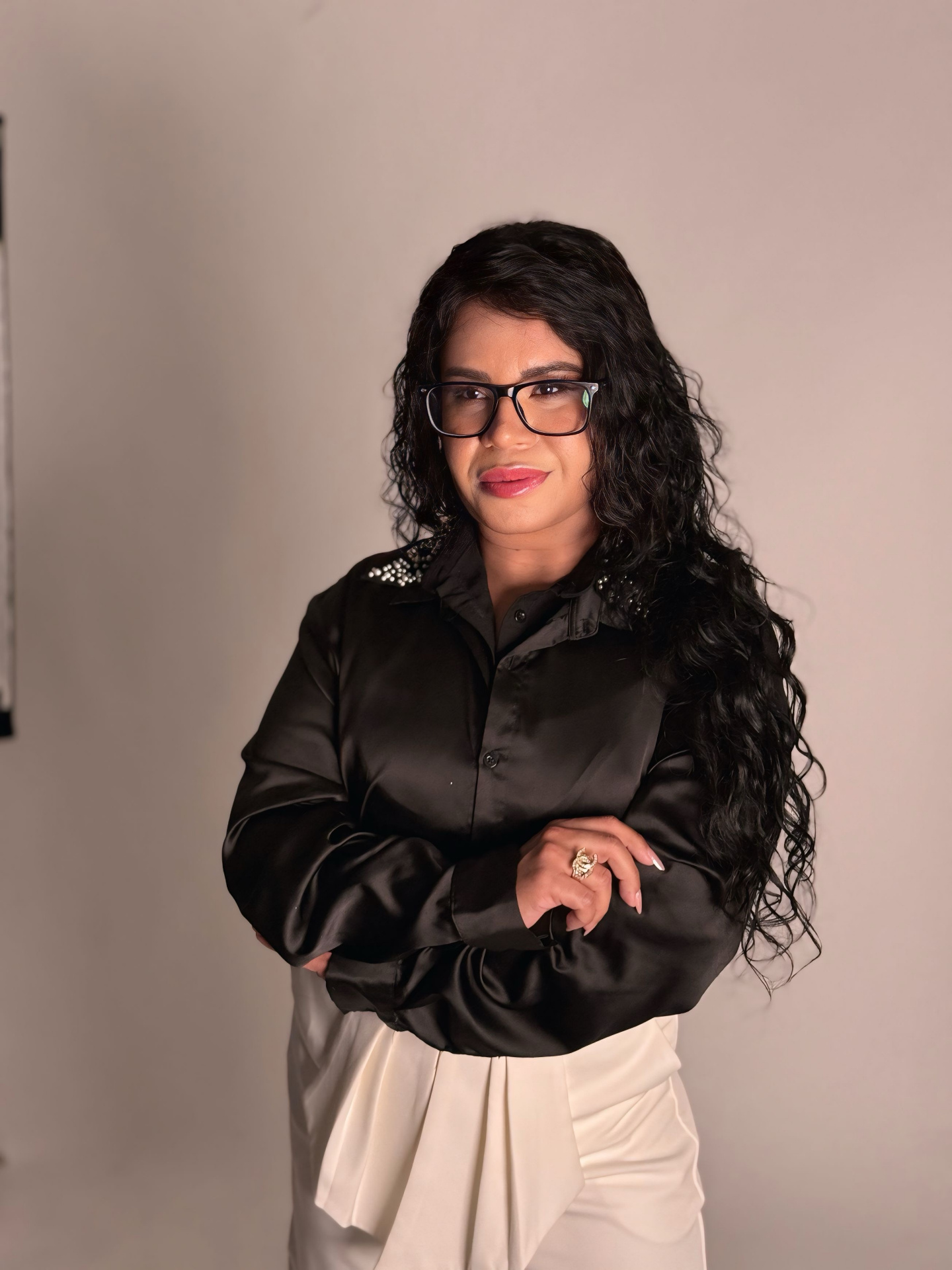 Adriana Lopes — retrato editorial